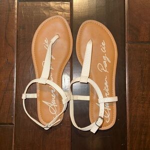 American Rag: Size 71/2 M